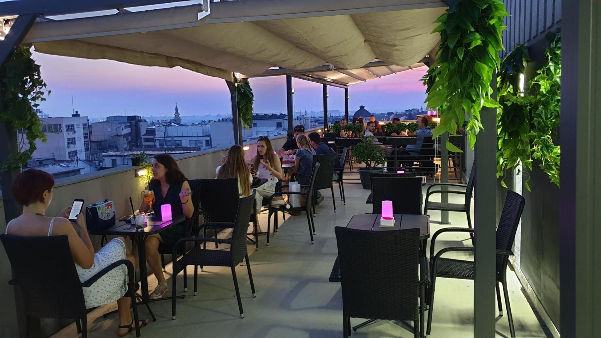 Rooftop 4* Белград
